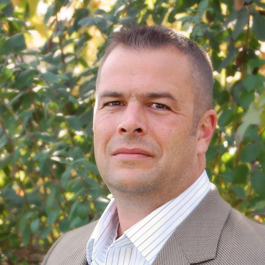 Photo of Scott Straub